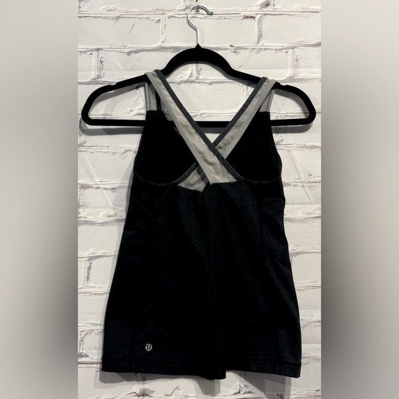 Lululemon Dark Gray Cross Back Tank Top Size 6 - Picture 2 of 4